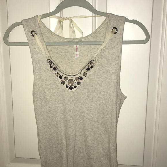 Beige tank top w detachable embellished medium - Picture 4 of 4
